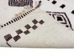 Ivory Symbolic Script Beni Ourain - Image 5